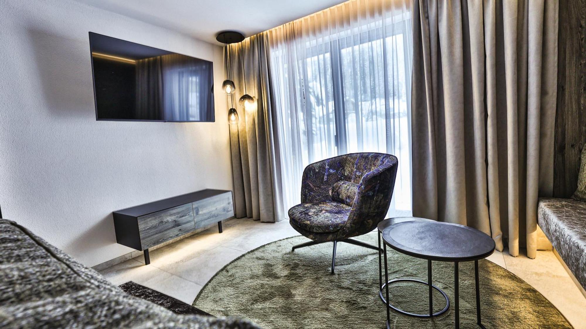 Nordost Fineliving Apartment Ишгъл Екстериор снимка